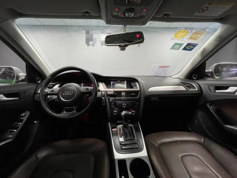 成都16年奥迪A4L4