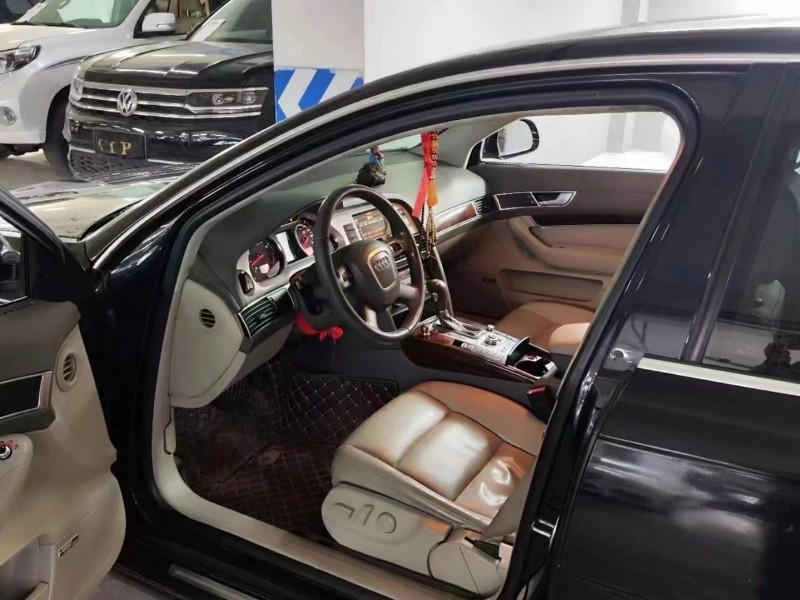 成都10年奥迪A6L6