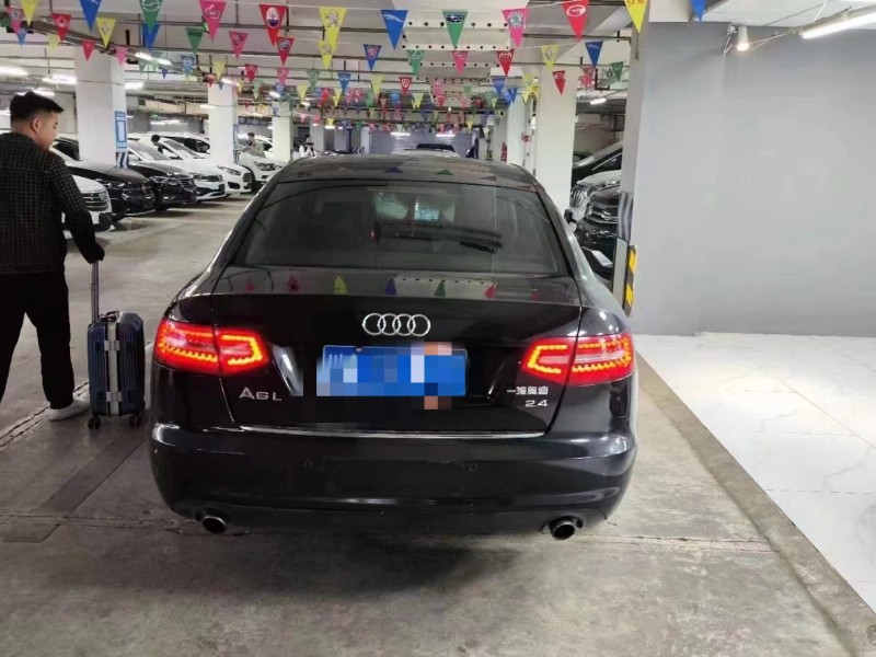 成都10年奥迪A6L8