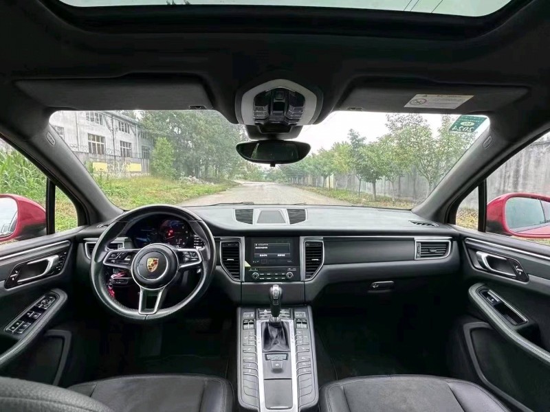 枣庄18年保时捷Macan8