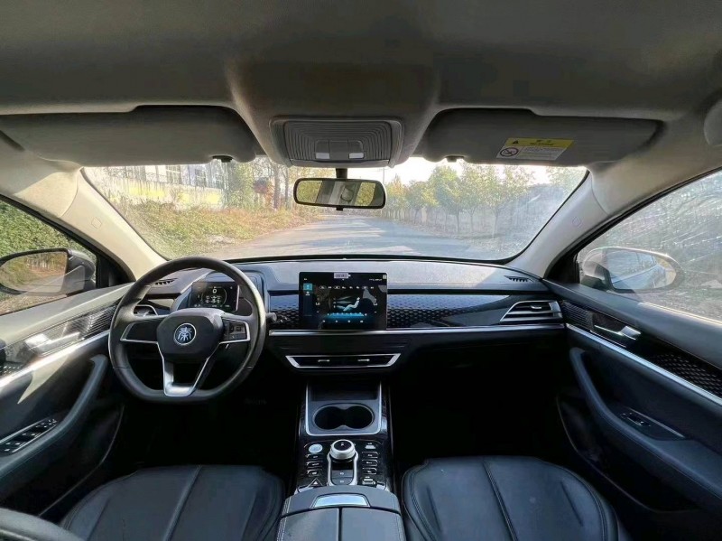 枣庄23年比亚迪秦8