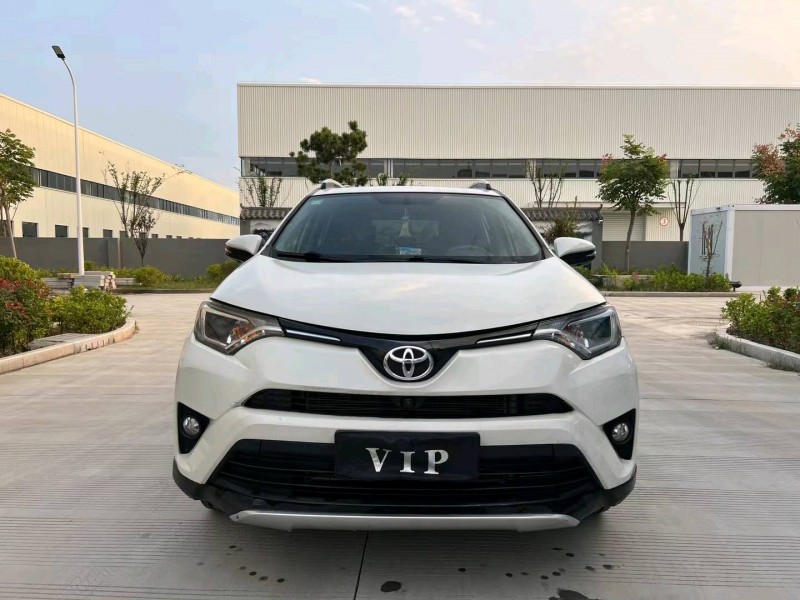 宿迁18年丰田RAV4荣放1