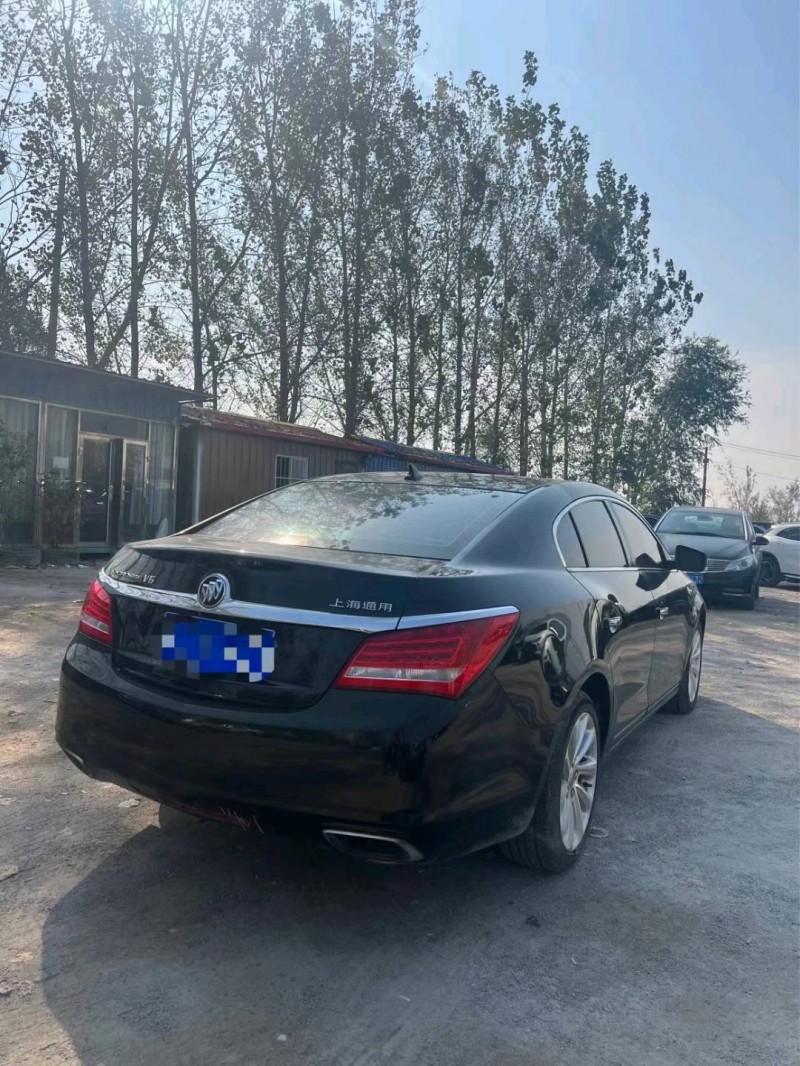 菏泽13年别克君越8