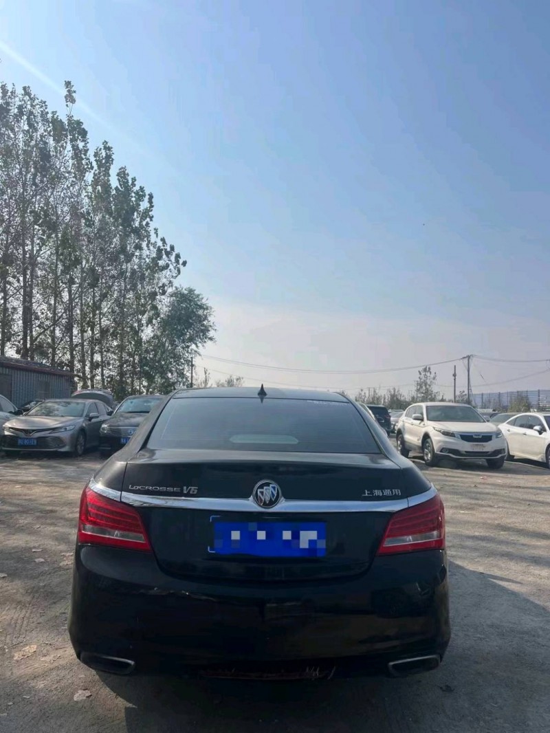 菏泽13年别克君越9