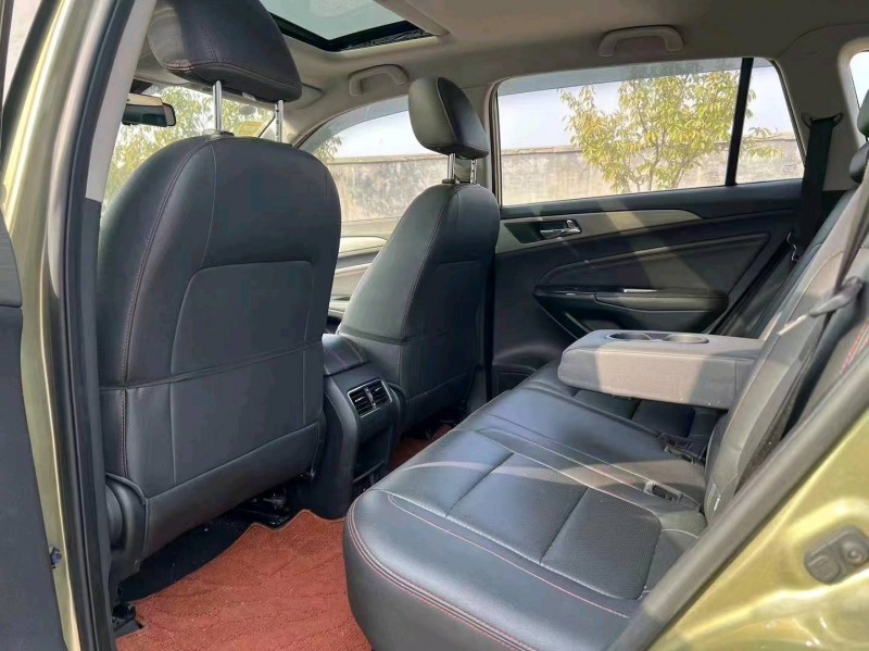 东营17年长安汽车CS757