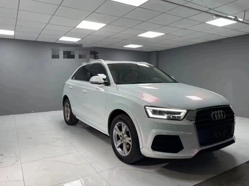 成都18年奥迪Q32