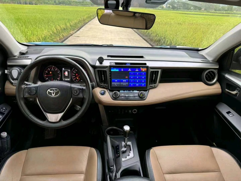 深圳16年丰田RAV4荣放7