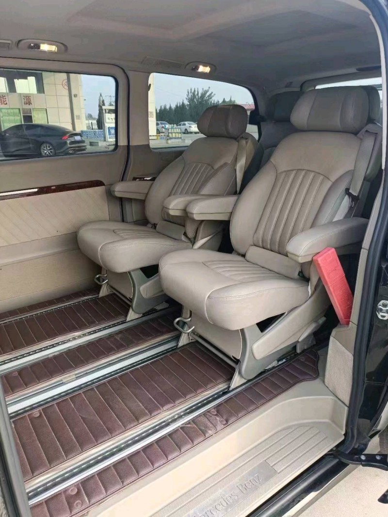 邯郸17年奔驰唯雅诺5