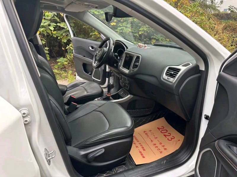 徐州17年Jeep指南者6