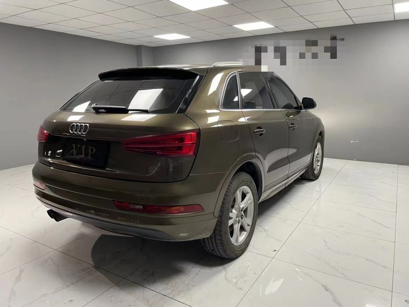 成都16年奥迪Q33