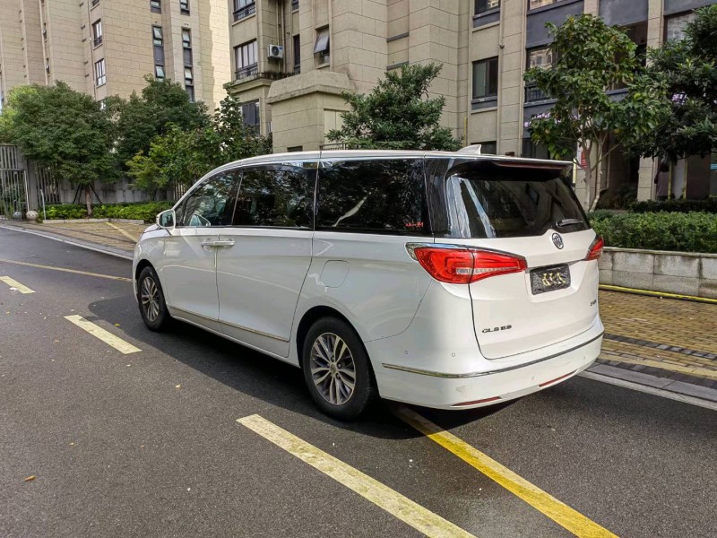 苏州17年别克GL87