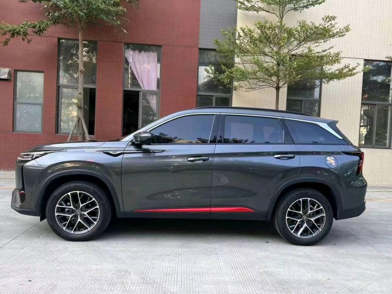 枣庄23年长安汽车CS757