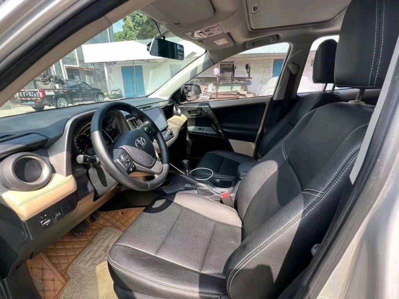 珠海16年丰田RAV4荣放3