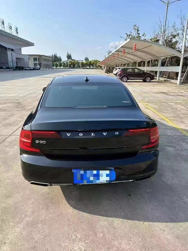 济宁17年沃尔沃S905