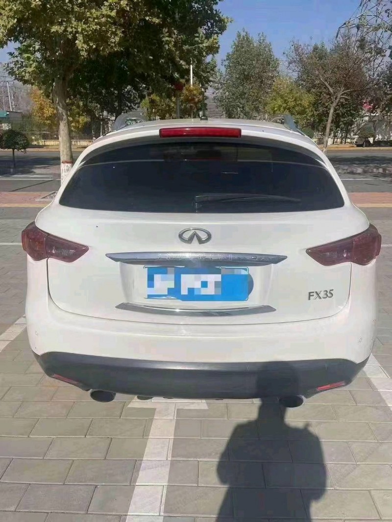 东营12年英菲尼迪FX354
