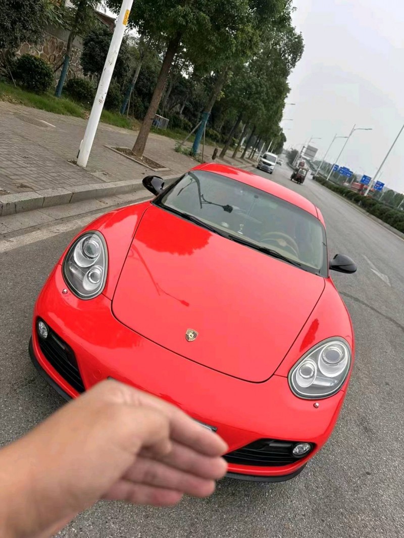 衡阳11年保时捷卡曼1