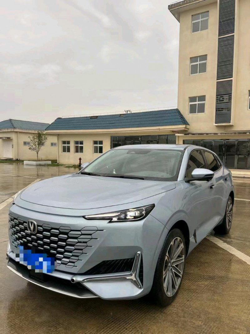 重庆21年长安汽车UNI-K3