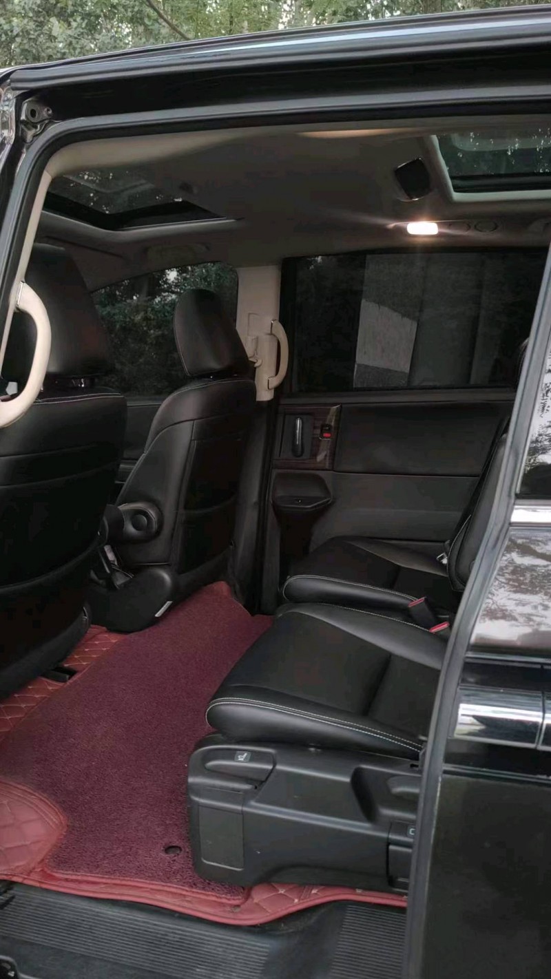 邯郸17年本田艾力绅9