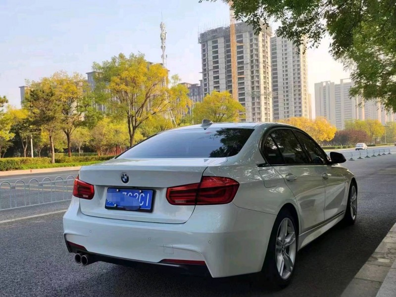 邯郸19年宝马3系9