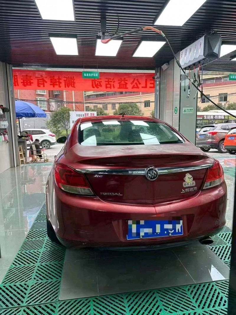 东营12年别克君威3