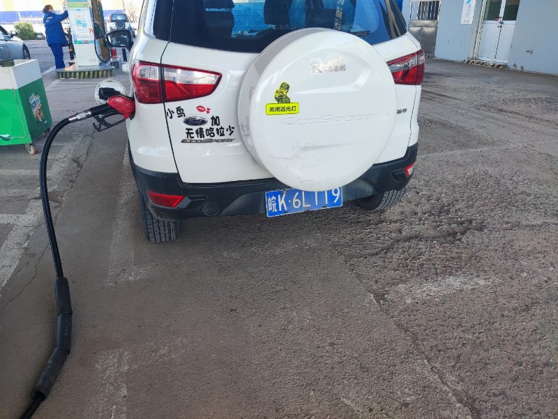 青岛16年福特翼搏2