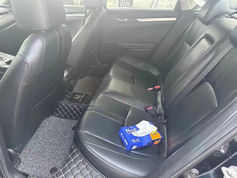 珠海18年本田思域4