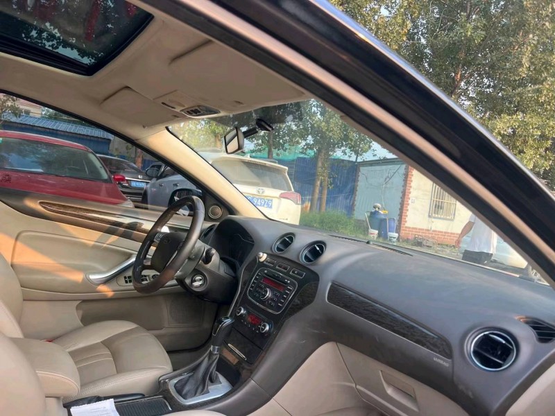 菏泽11年福特蒙迪欧-致胜5