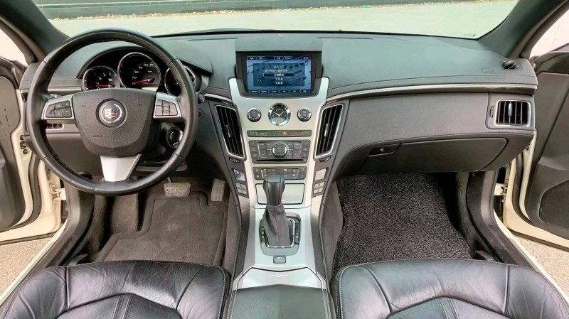 廊坊12年凯迪拉克CTS6