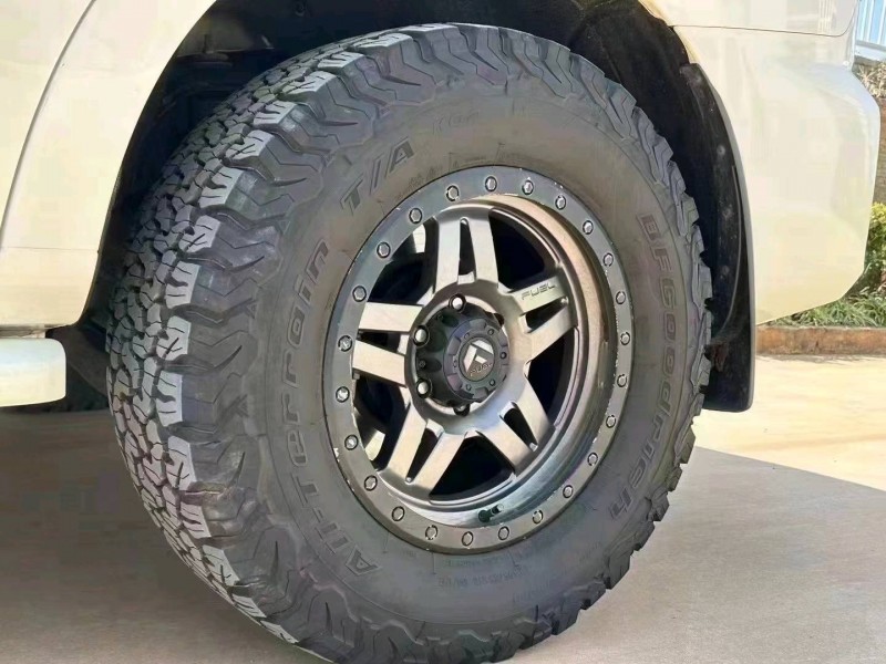 昆明20年日產途樂6