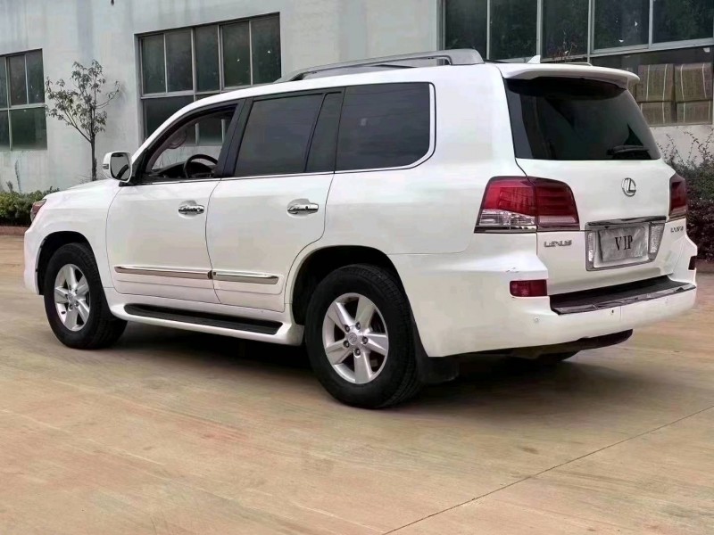 昆明15年雷克薩斯LX6