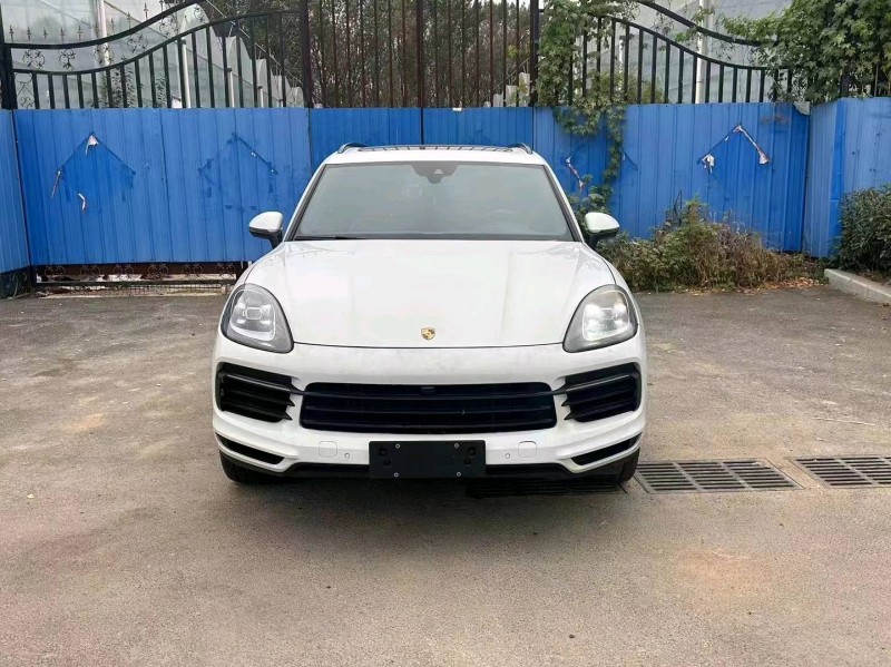 东营18年保时捷卡宴1