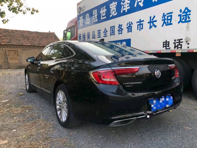 东营18年别克君越8