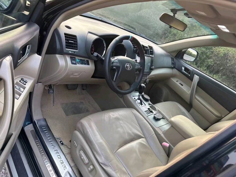 鄂州12年豐田漢蘭達9