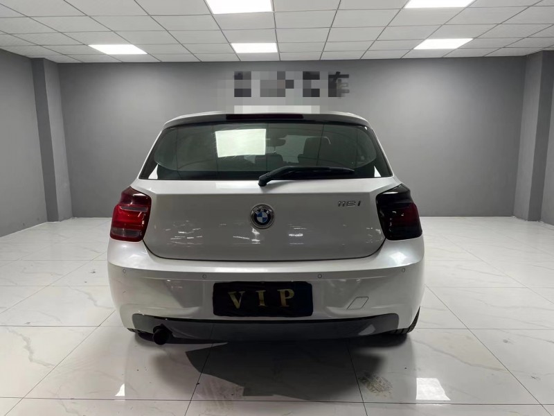 成都14年宝马1系9