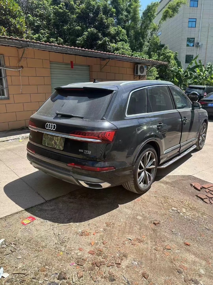 沈阳21年奥迪Q74