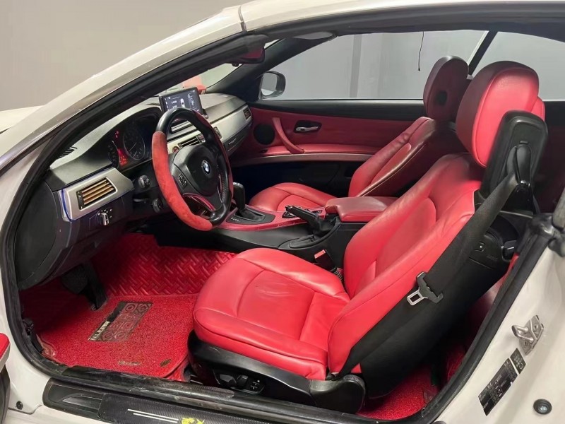 成都11年宝马3系8