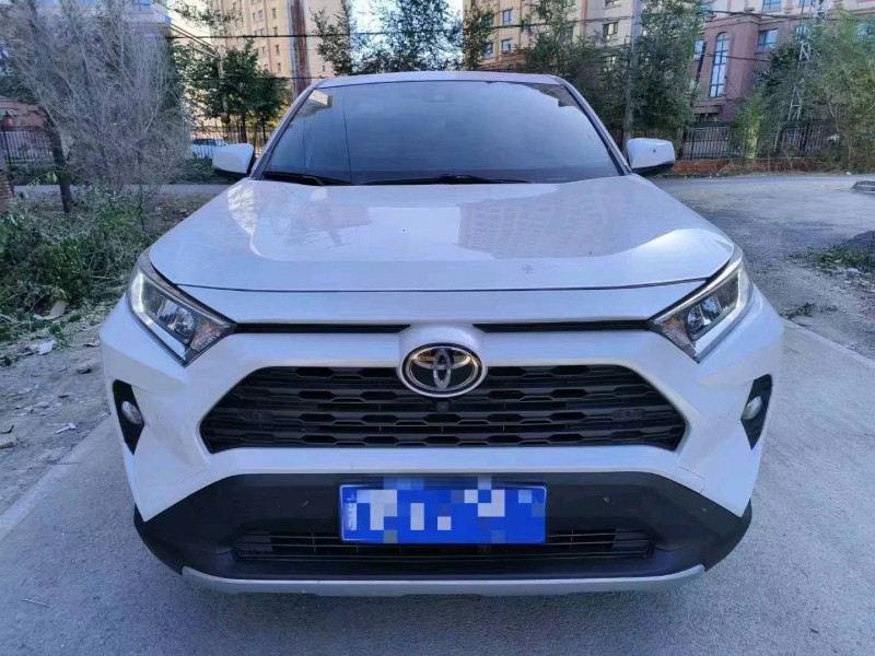 常州23年丰田RAV4荣放1