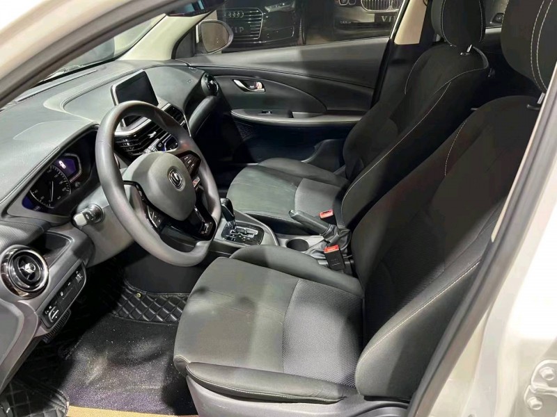 衡阳22年长安汽车悦翔7