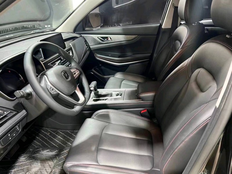 邵阳23年长安汽车CS757