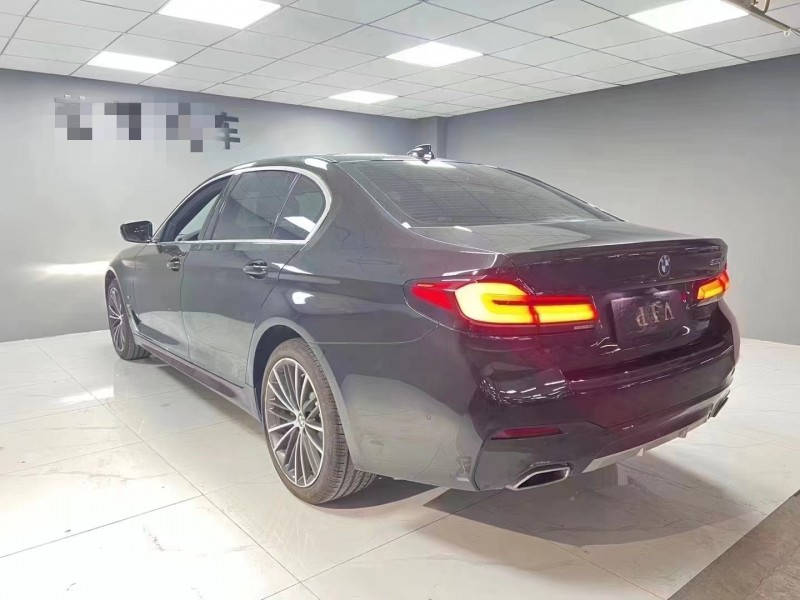 成都22年宝马5系5