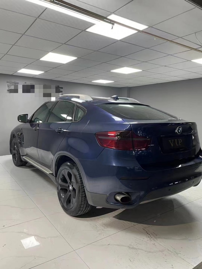 成都12年宝马X64