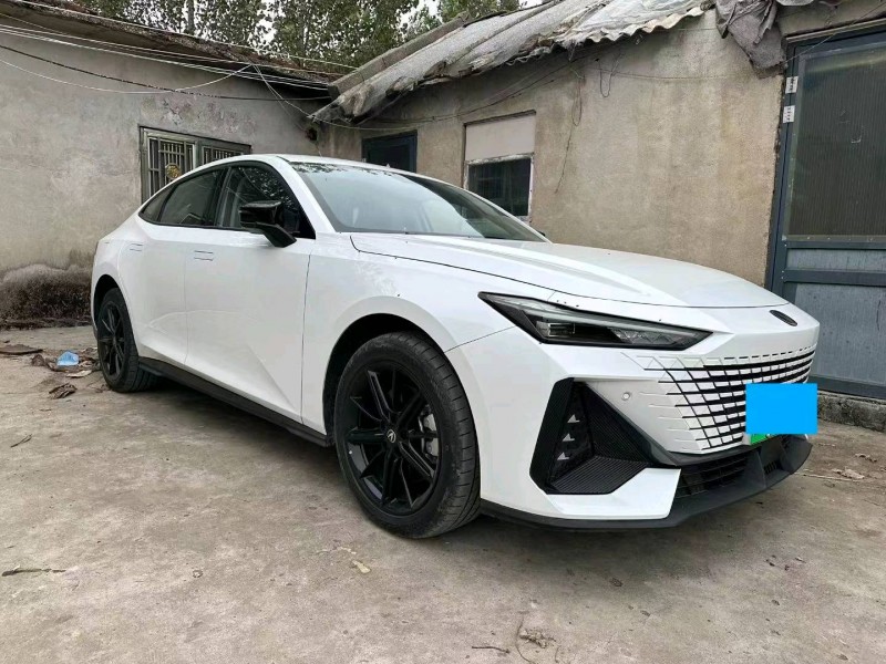 枣庄23年长安汽车UNI-V3