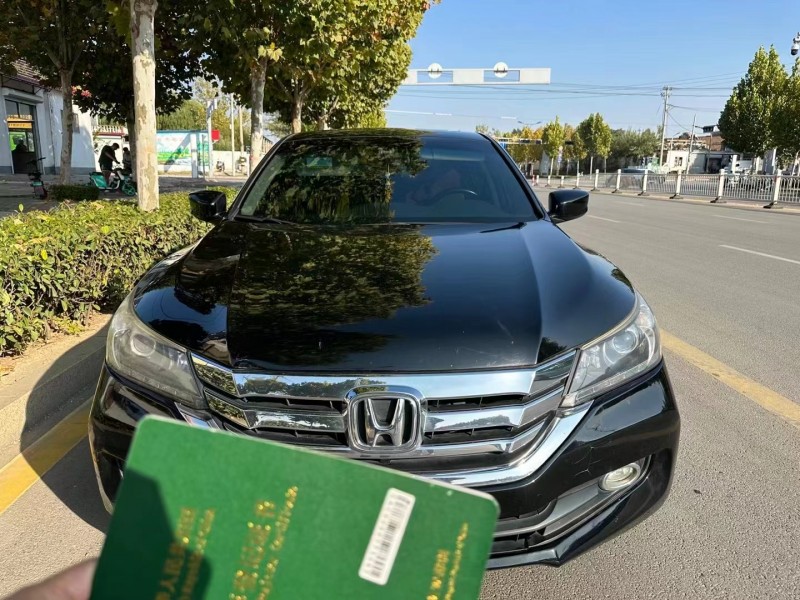 济南15年本田雅阁1