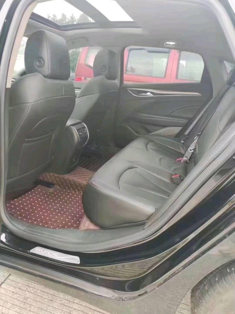 重庆23年别克君越4