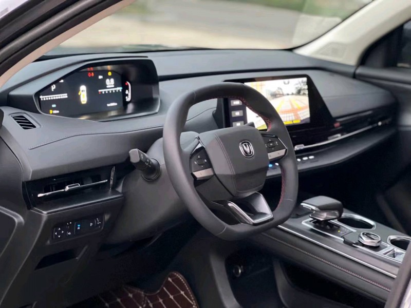 汕头22年长安汽车CS555