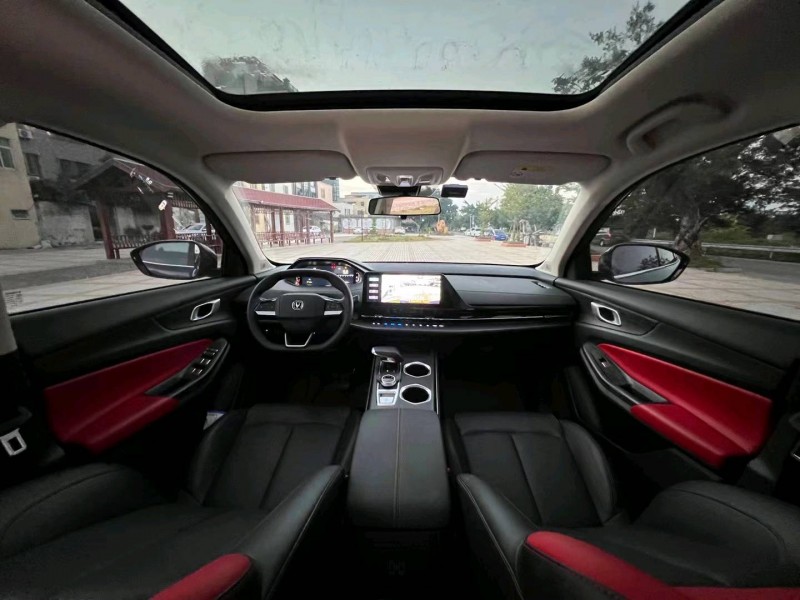 汕头22年长安汽车CS557