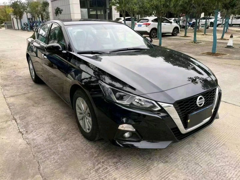 宜昌23年日產天籟8