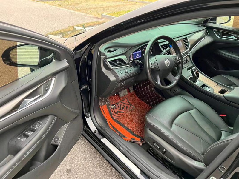 盐城20年别克君越6