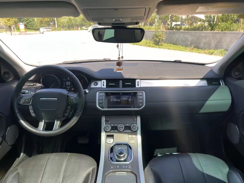 临沂16年路虎极光4