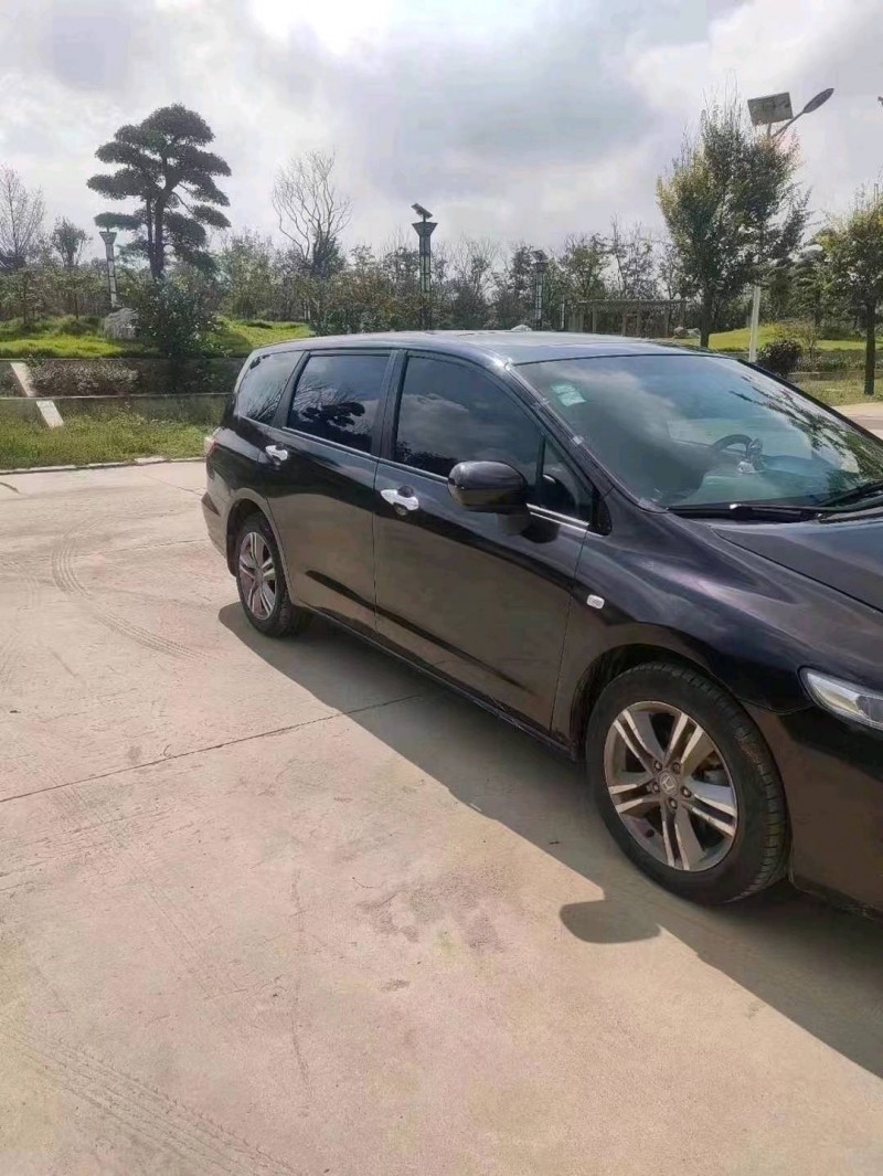 青岛10年本田奥德赛3